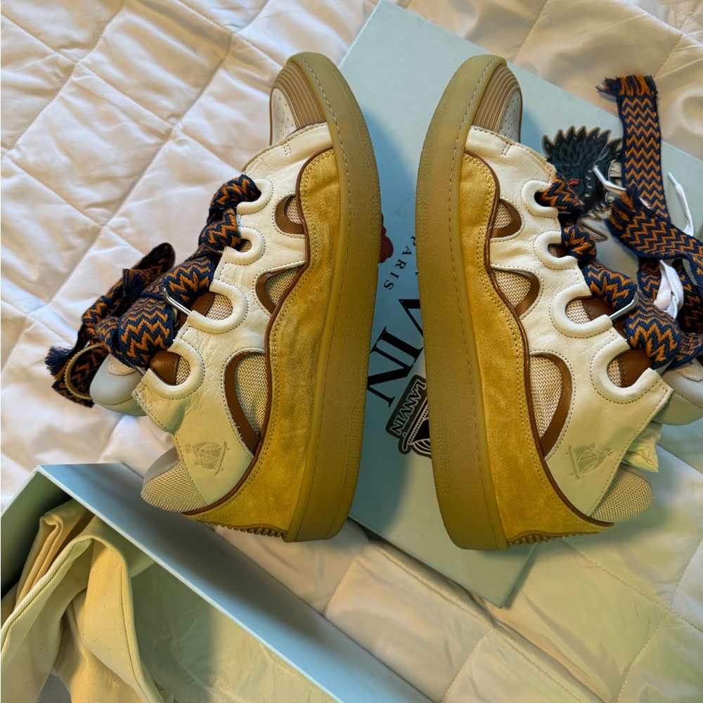 Lavin Sneakers